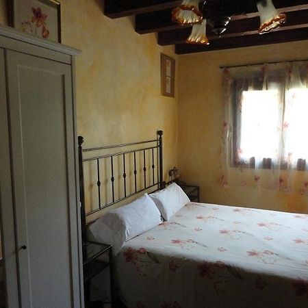 Hotel Rural Los Quinones เปราเลโคส เด ลาสตรูชัส ห้อง รูปภาพ